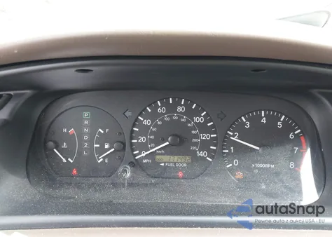 2000 Toyota Camry Le from USA, damaged, VIN 4T1BG22K8YU975005